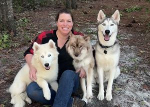 Jodi Rose and her 3 dogs