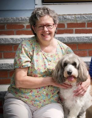 photo of Dr. Laura Liscum and her dog